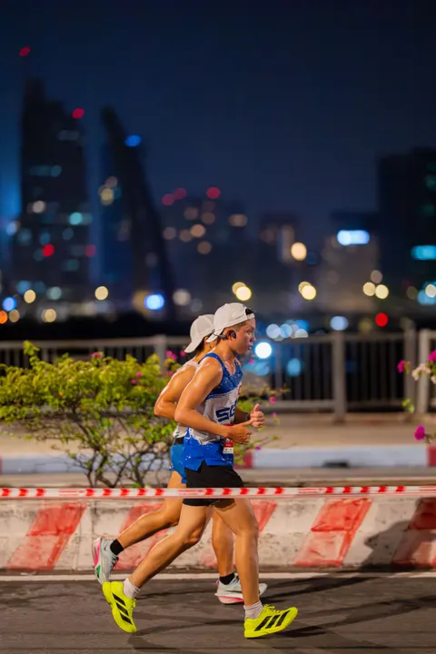 Runner Phone Wallpaper · sport · 1440×2160