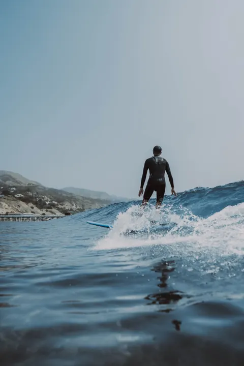 Surfing Phone Wallpaper · sport · 1440×2159