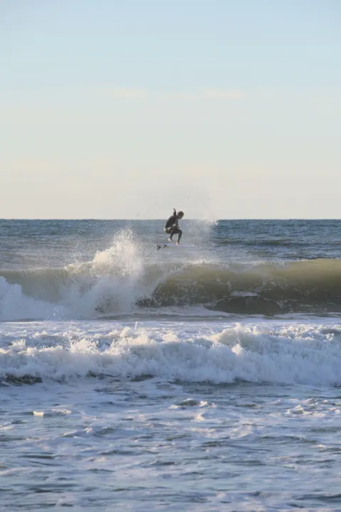 Surfing Phone Wallpaper · sport · 1440×2160