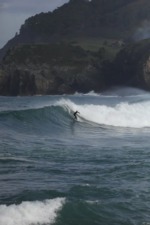 Surfing Phone Wallpaper · sport · 1440×2160