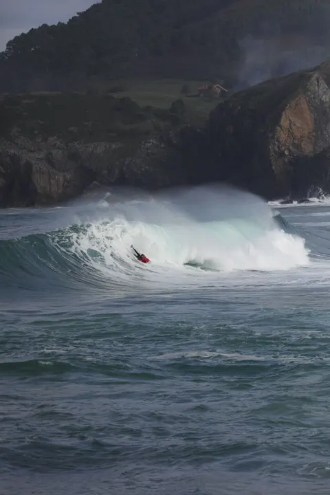 Surfing Phone Wallpaper · sport · 1440×2160