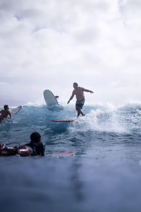 Surfing Phone Wallpaper · sport · 1440×2159