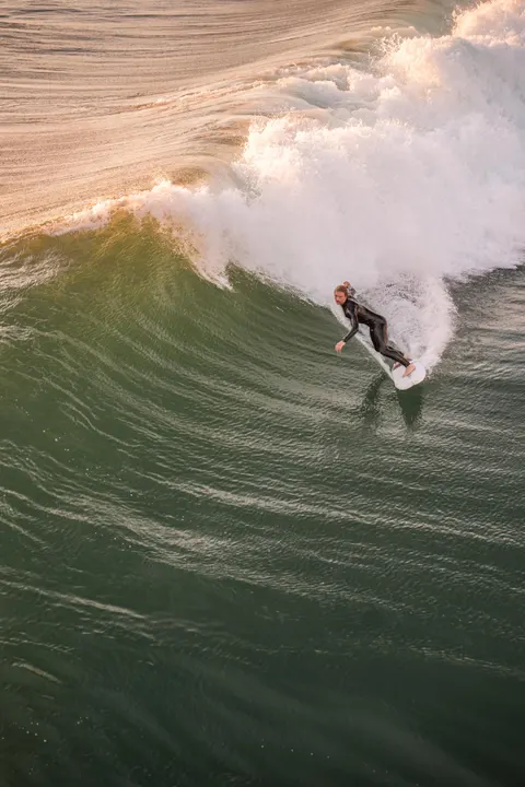 Surfing Phone Wallpaper · sport · 1440×2160
