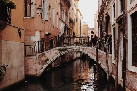 Wallpaper Kanal Venesia 4K · architecture · 3840×2560