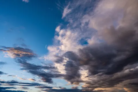 Dramatischer Himmel 4K Hintergrundbild · nature · 3840×2555