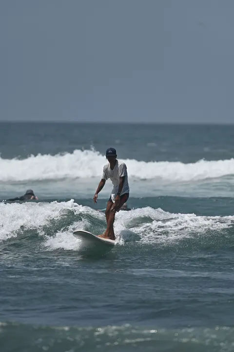 Surfing Phone Wallpaper · sport · 1440×2164