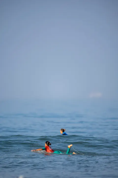 Surfing Phone Wallpaper · sport · 1440×2160