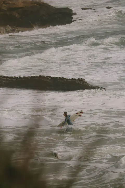 Surfing Phone Wallpaper · sport · 1440×2160