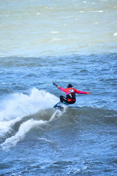 Surfing Phone Wallpaper · sport · 1440×2160