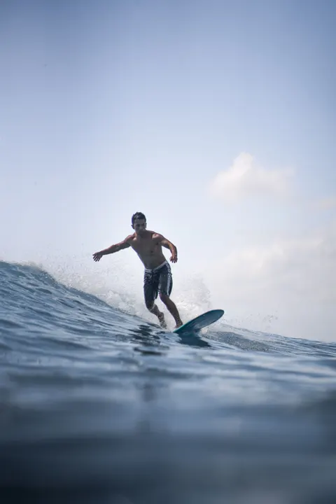 Surfing Phone Wallpaper · sport · 1440×2159