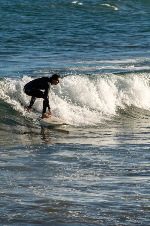 Surfing Phone Wallpaper · sport · 1440×2166