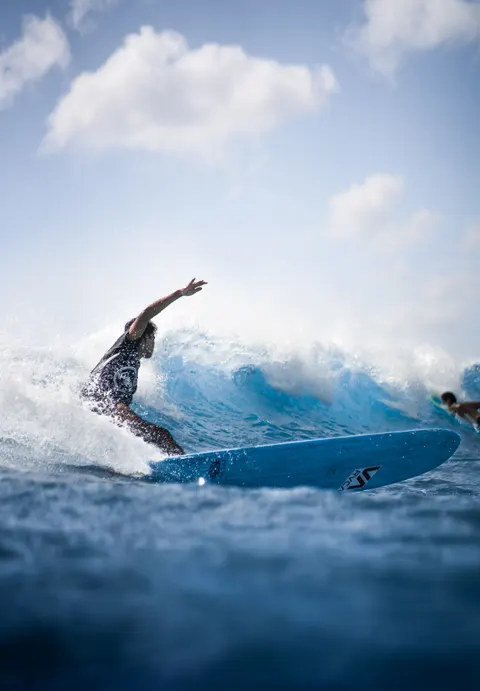 Surfing Phone Wallpaper · sport · 1440×2072