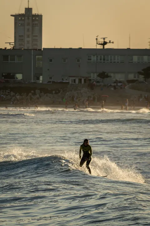 Surfing Phone Wallpaper · sport · 1440×2166