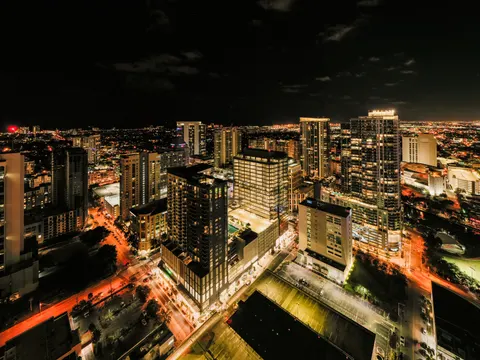 Papel de parede Cidade aérea 4K · city · 3840×2880