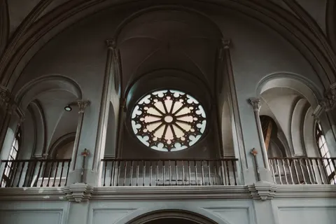 Cathedral 4K Wallpaper · architecture · 3840×2560