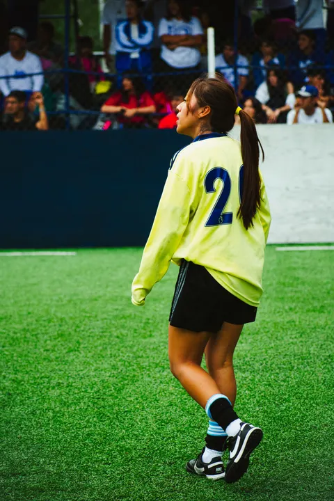 Football Phone Wallpaper · sport · 1440×2160