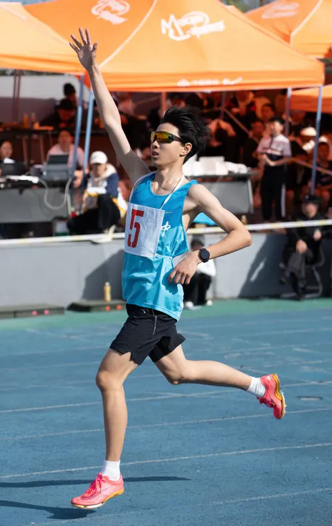 Runner Phone Wallpaper · sport · 1440×2284