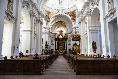 Sfondo Cattedrale 4K · architecture · 3840×2560