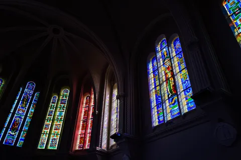 Katedral 4K Duvar Kağıdı · architecture · 3840×2556