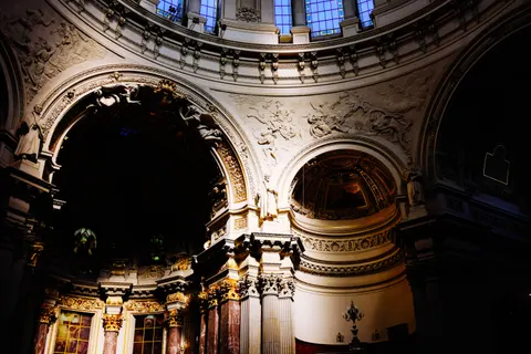 Cathedral 4K Wallpaper · architecture · 3840×2560