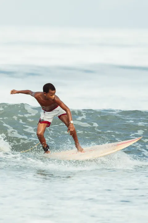 Surfing Tapeta na Telefon · sport · 1440×2160