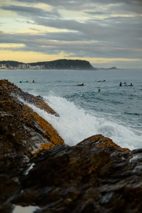 Surfing Phone Wallpaper · sport · 1440×2157