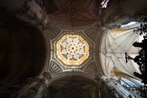 Kathedrale 4K Hintergrundbild · architecture · 3840×2560