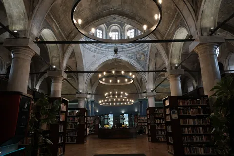 Grand Library 4K Wallpaper · architecture · 3840×2560