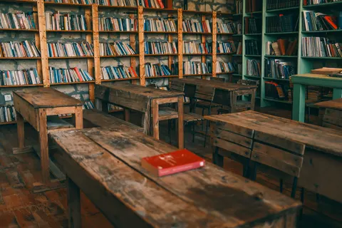 Tapeta Wielka biblioteka 4K · architecture · 3840×2560