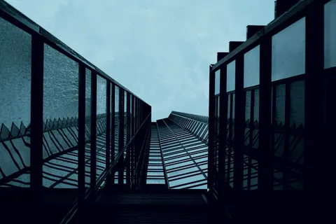 Skyscraper 4K Wallpaper · city · 3840×2560