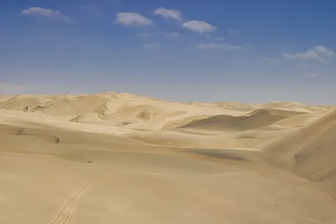 والپیپر تپه‌های شنی کویر با کیفیت 4K · nature · 3840×2560