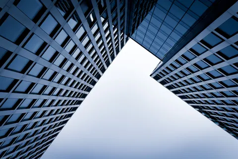 Wolkenkratzer 4K Hintergrundbild · city · 3840×2560