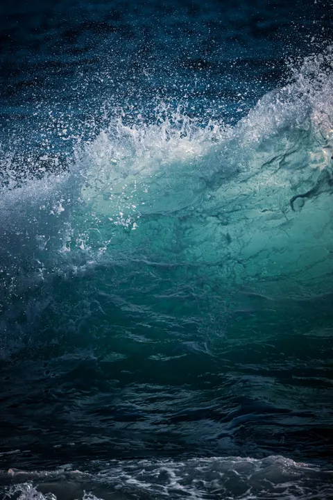Crashing Wave Phone Wallpaper · ocean_v · 1440×2160