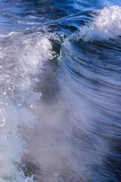 Brechende Welle Handy-Hintergrundbild · ocean_v · 1440×2160