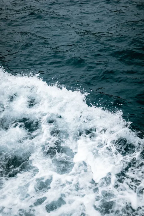 Crashing Wave Phone Wallpaper · ocean_v · 1440×2160