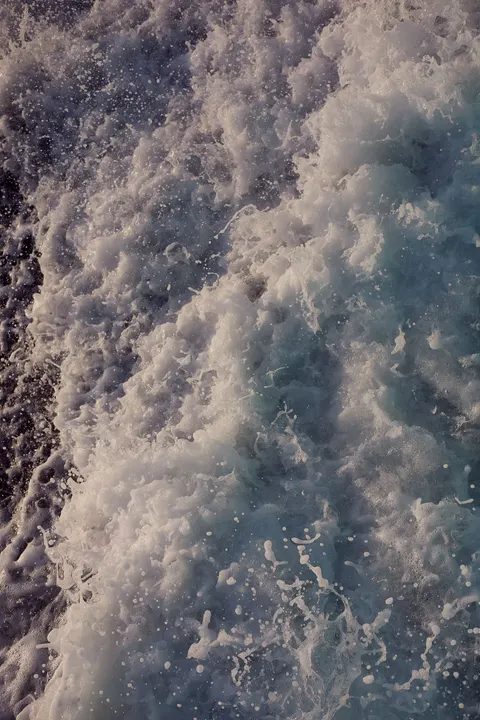 Rozbijająca się fala Tapeta na Telefon · ocean_v · 1440×2160