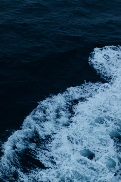 Crashing Wave Phone Wallpaper · ocean_v · 1440×2160