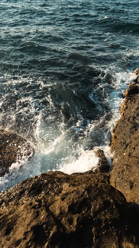 拍岸浪 手机壁纸 · ocean_v · 1440×2560