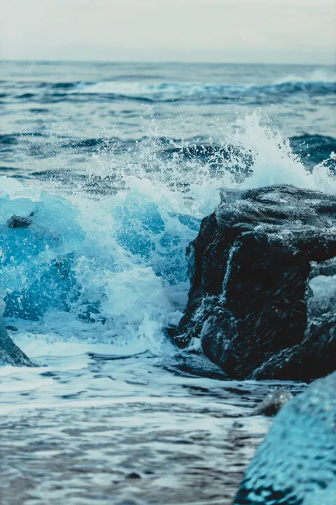 Crashing Wave Phone Wallpaper · ocean_v · 1440×2160