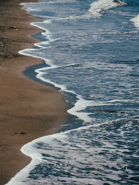 Shore Waves Phone Wallpaper · ocean_v · 1440×1920