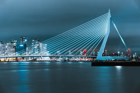 City Bridge 4K Wallpaper · city · 3840×2560
