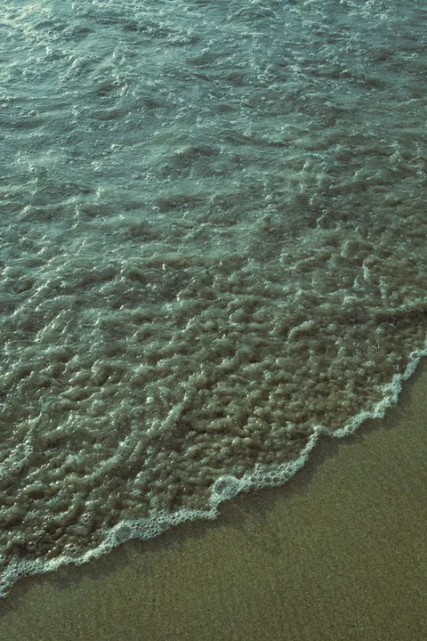 Shore Waves Phone Wallpaper · ocean_v · 1440×2160