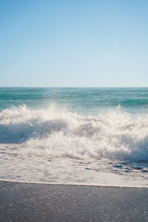 Fondo de Pantalla para Móvil Olas en la Orilla · ocean_v · 1440×2160