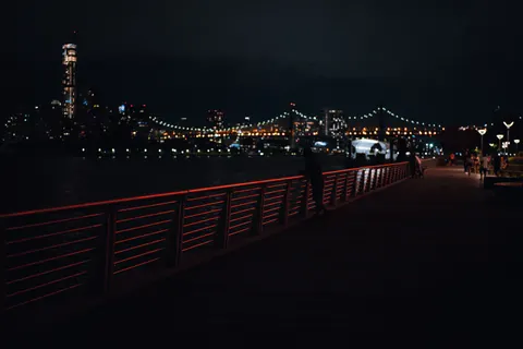 City Bridge 4K Wallpaper · city · 3840×2560