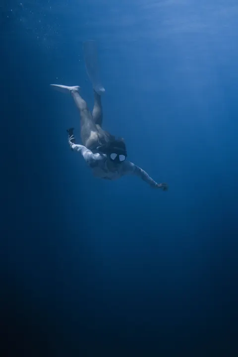 Underwater Blue Phone Wallpaper · ocean_v · 1440×2159