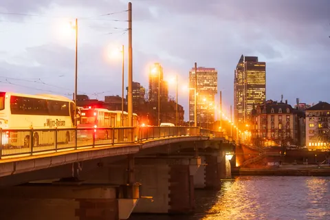 City Bridge 4K Wallpaper · city · 3840×2560