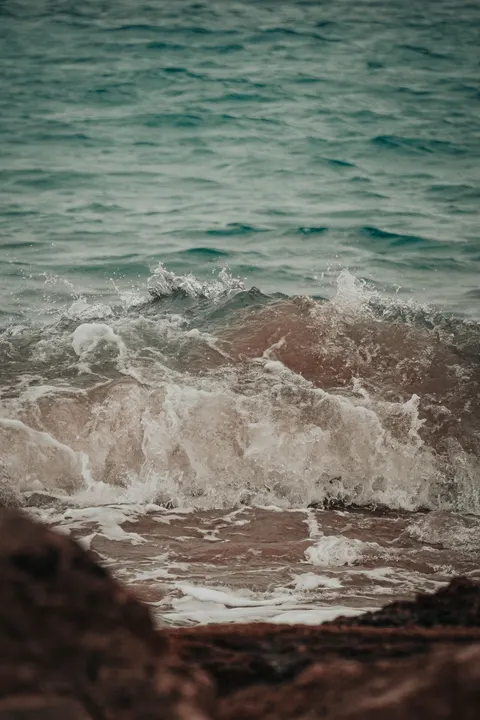 Crashing Wave Phone Wallpaper · ocean_v · 1440×2160