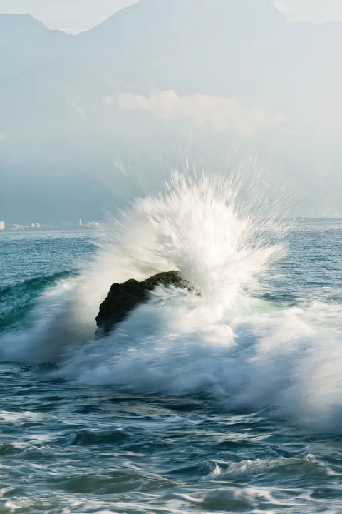 Fondo de Pantalla para Móvil Ola Rompiendo · ocean_v · 1440×2160