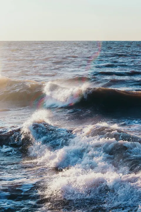 Crashing Wave Phone Wallpaper · ocean_v · 1440×2160