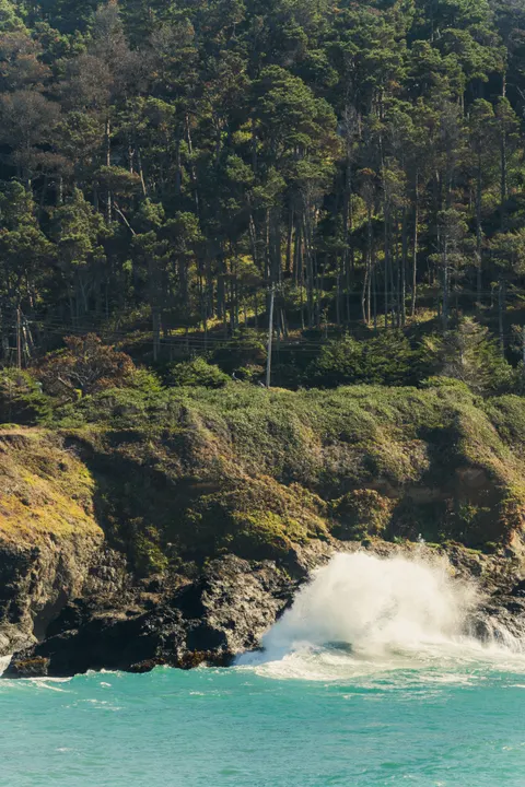 Crashing Wave Phone Wallpaper · ocean_v · 1440×2159